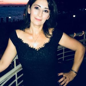 Meet your Posher, Armine nina